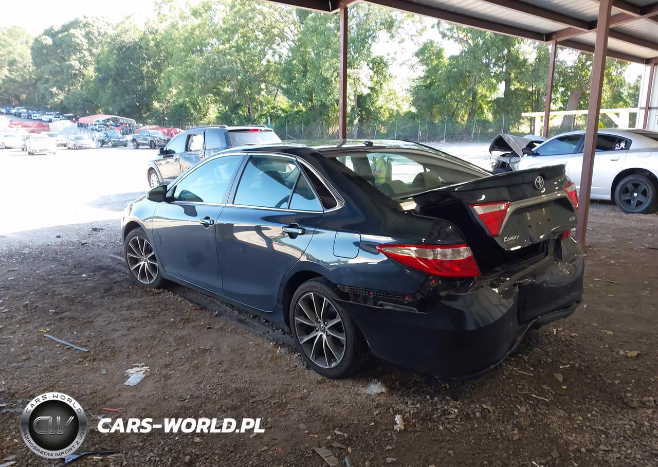 2017 Toyota Camry Xse VIN:4T1BF1FK3HU619097 - 3