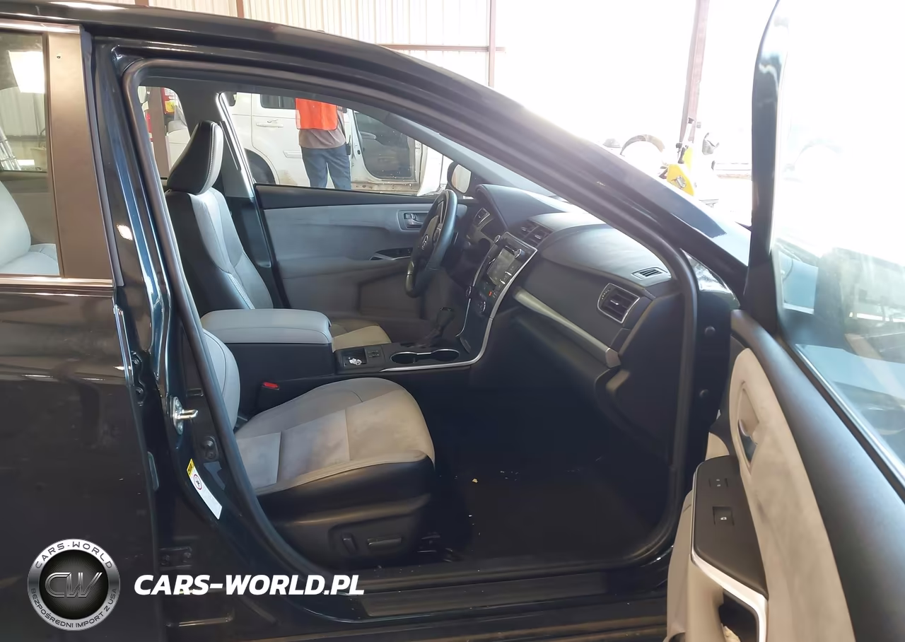 2017 Toyota Camry Xse VIN:4T1BF1FK3HU619097 - 5