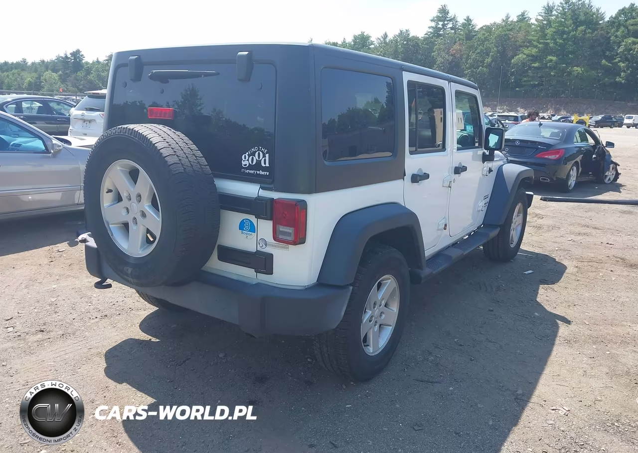 2016 Jeep Wrangler Unlimited Sport VIN:1C4BJWDG6GL137761 - 4