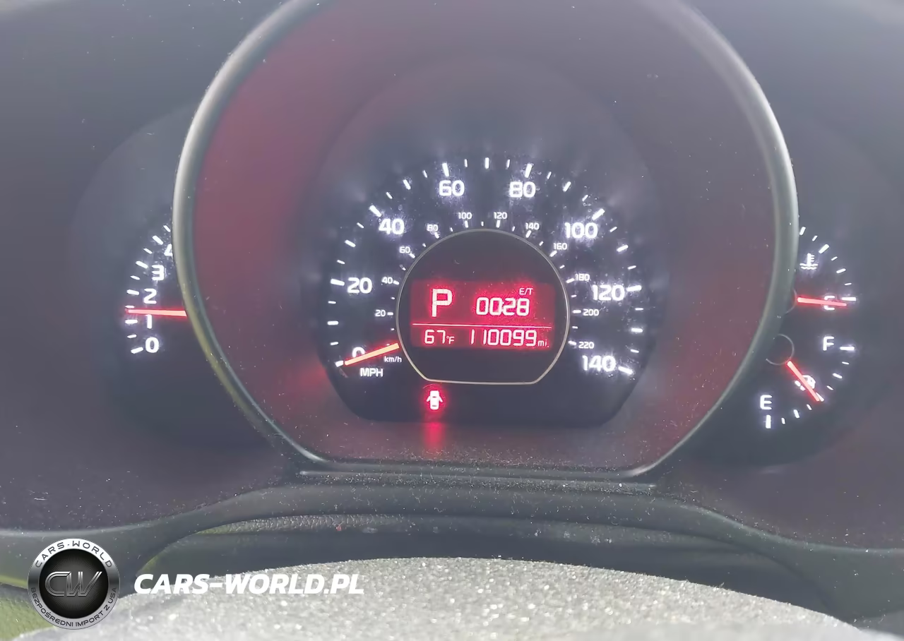 2016 Kia Soul + VIN:KNDJP3A56G7240084 - 7