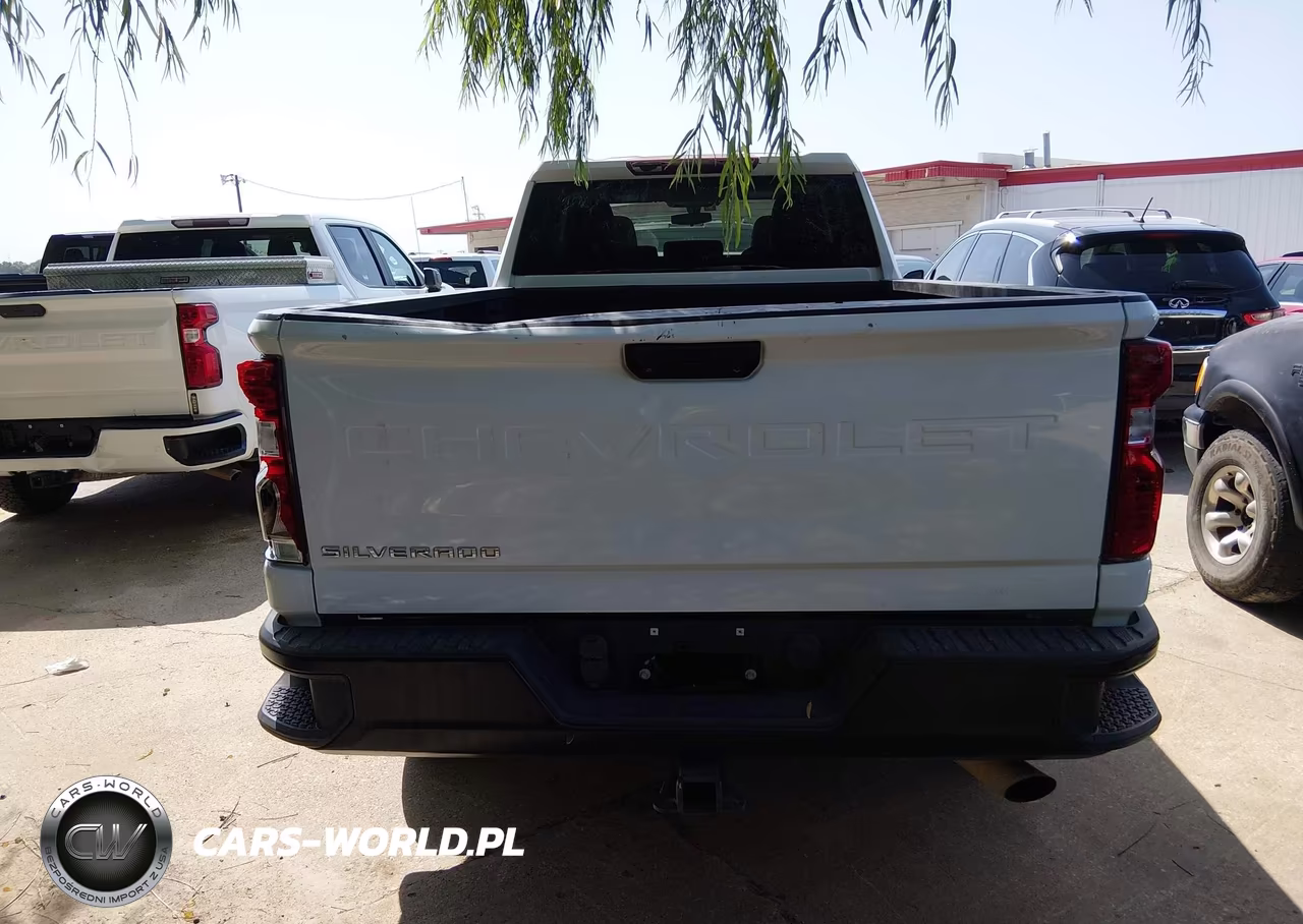 2021 Chevrolet Silverado C2500 Heavy Duty VIN:1GC2WLE77MF210239 - 16
