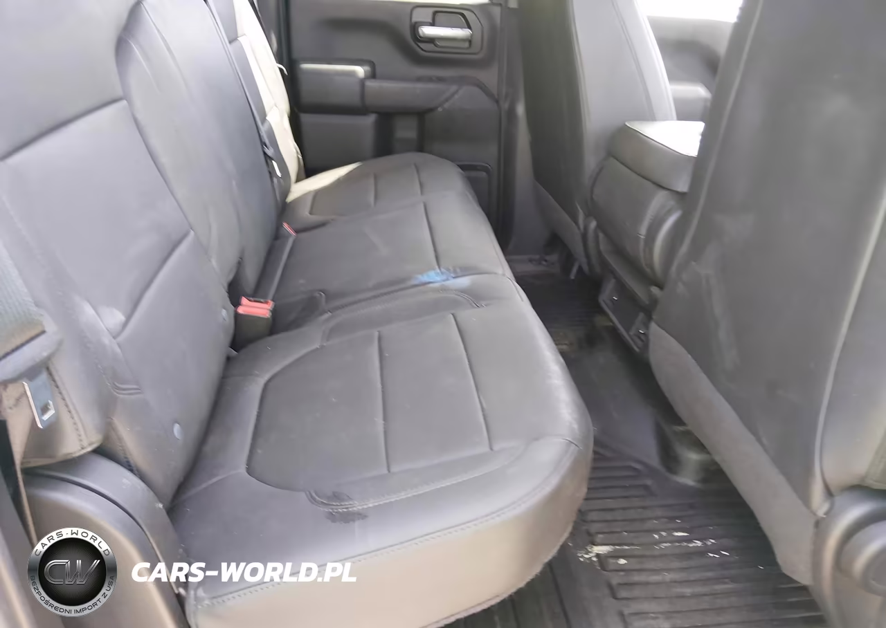 2021 Chevrolet Silverado C2500 Heavy Duty VIN:1GC2WLE77MF210239 - 8