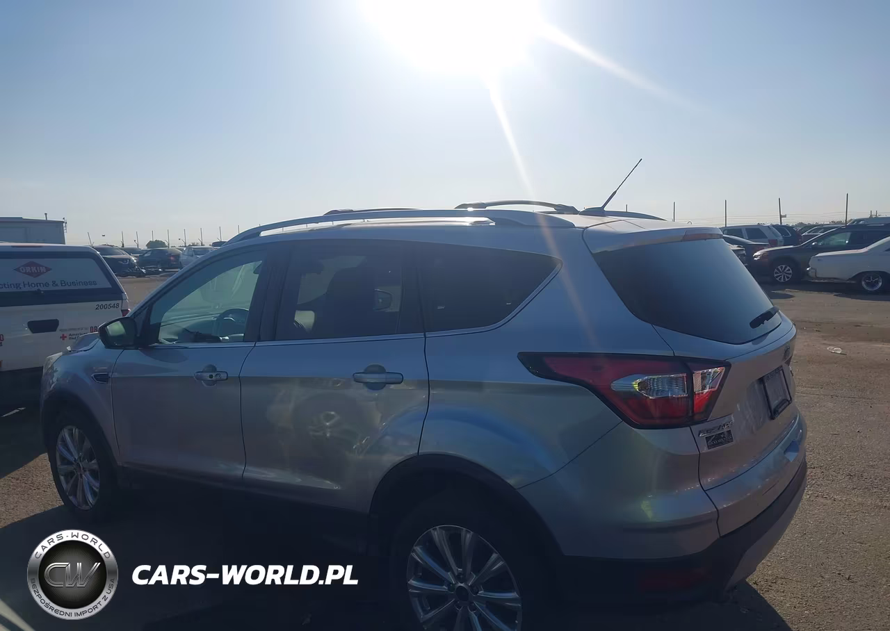 2017 Ford Escape Titanium VIN:1FMCU9J9XHUC66595 - 14
