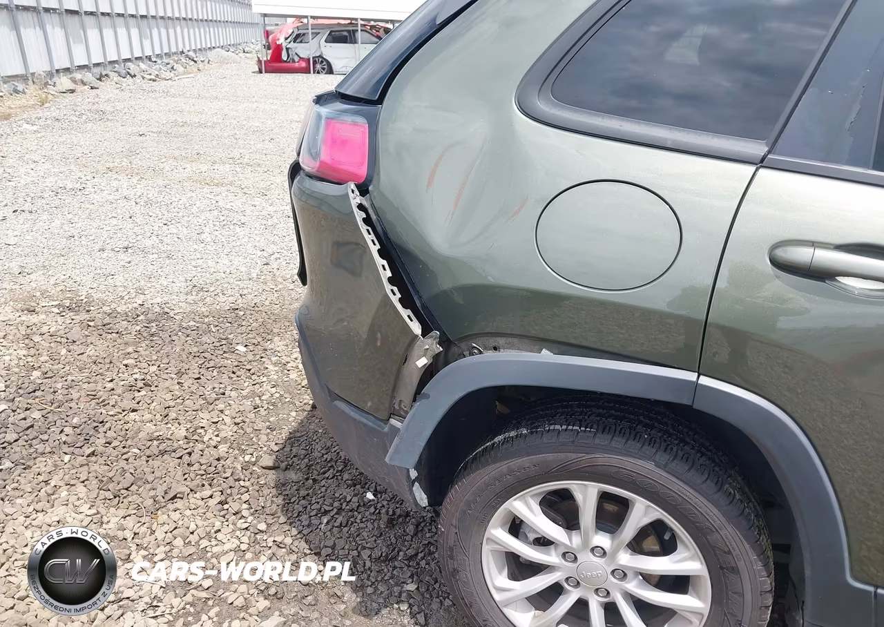 2020 Jeep Cherokee Latitude Fwd VIN:1C4PJLCB4LD557257 - 6