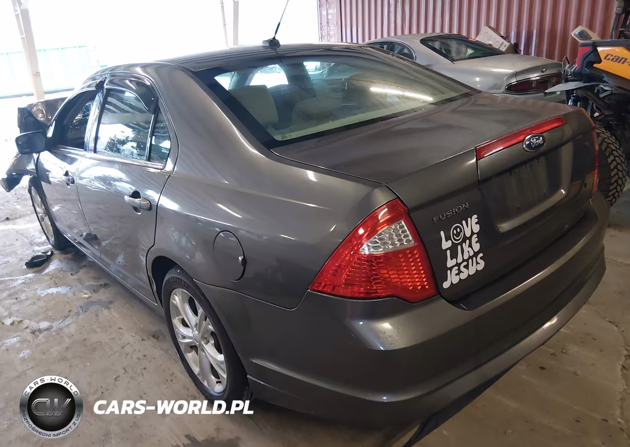 2012 Ford Fusion Se VIN:3FAHP0HA4CR185661 - 3