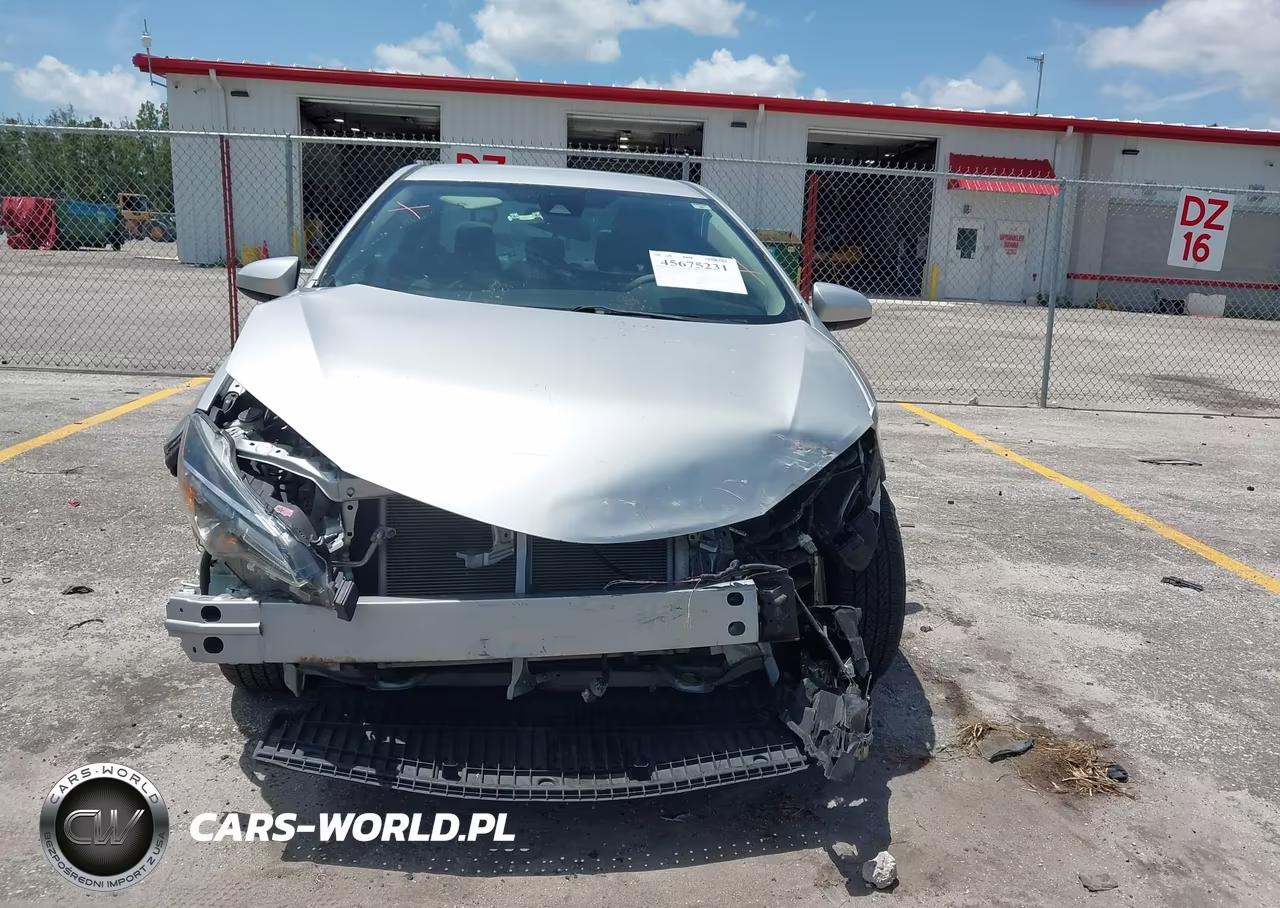 2019 Toyota Corolla Le VIN:2T1BURHE1KC203635 - 13