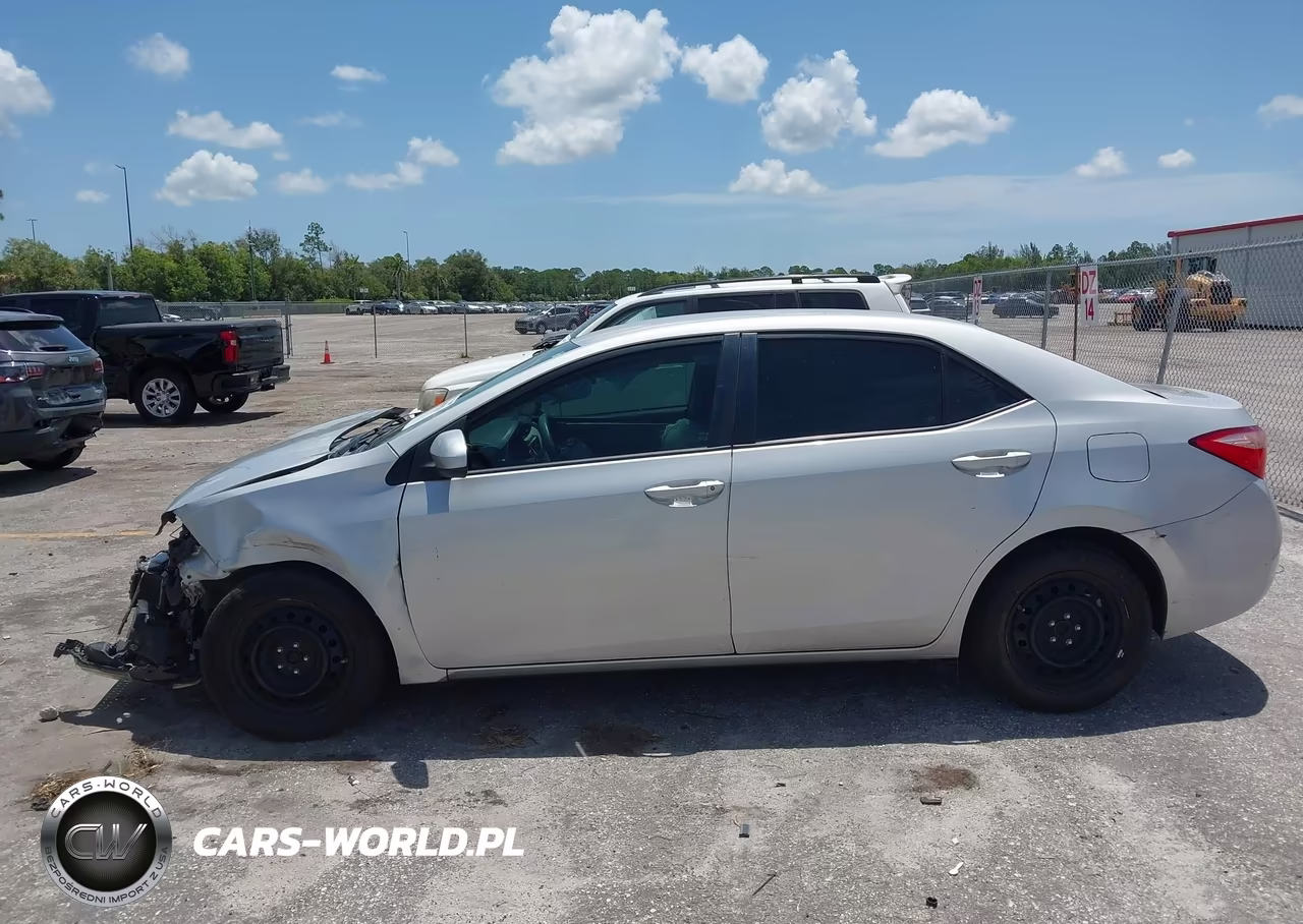 2019 Toyota Corolla Le VIN:2T1BURHE1KC203635 - 15