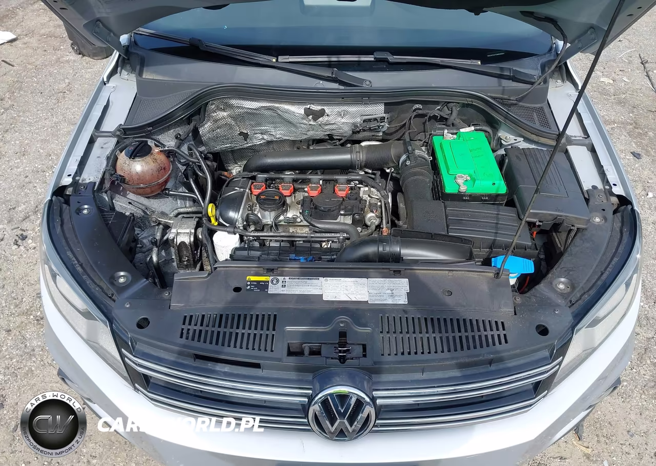 2017 Volkswagen Tiguan 2.0T Sport VIN:WVGUV7AX2HW509602 - 10