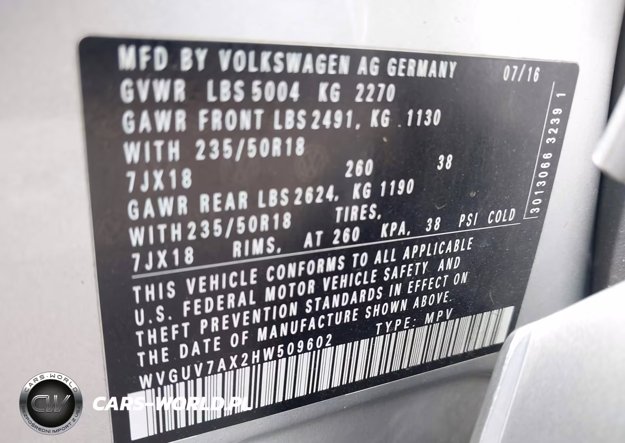 2017 Volkswagen Tiguan 2.0T Sport VIN:WVGUV7AX2HW509602 - 9
