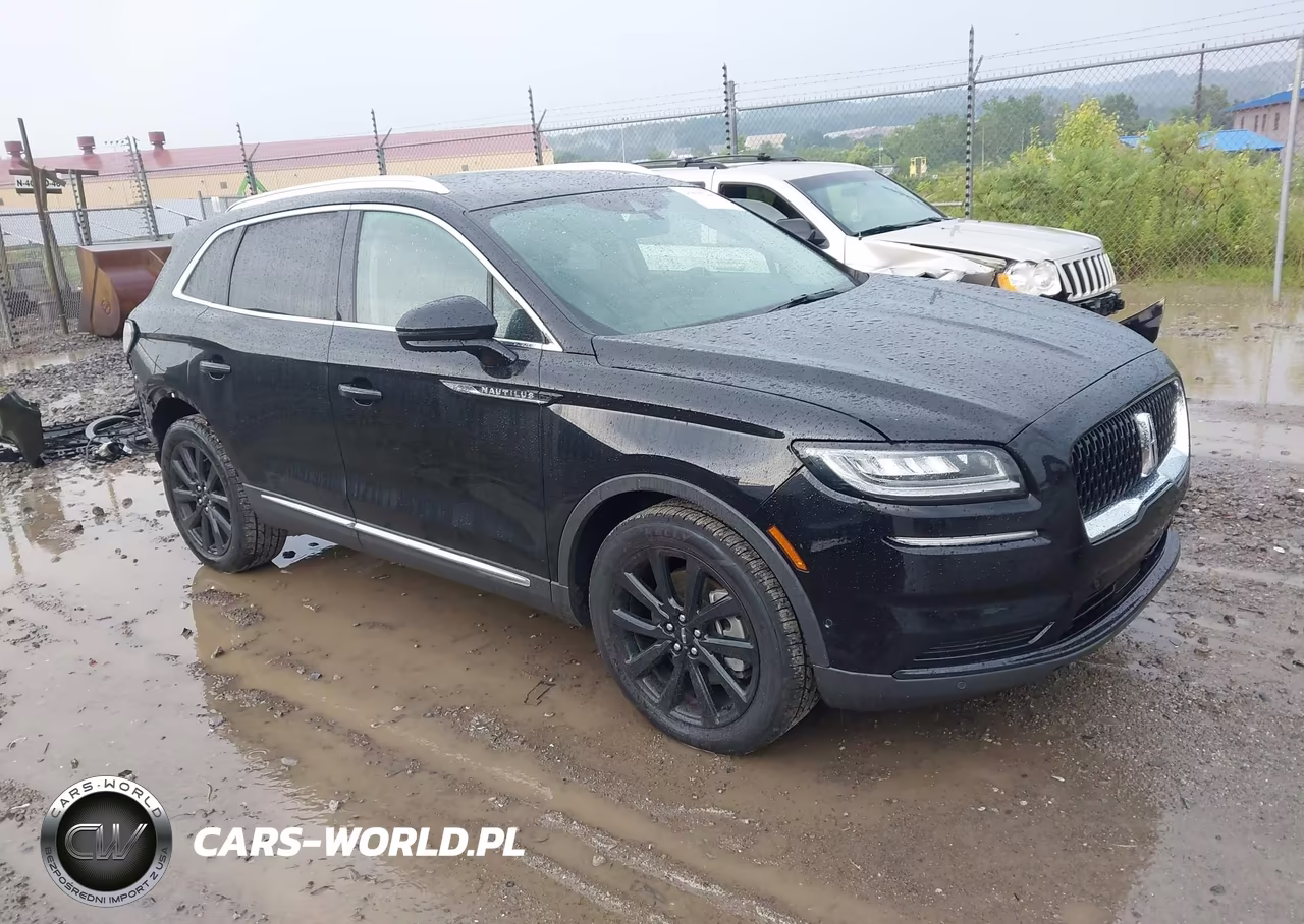 2023 Lincoln Nautilus Reserve – zdjęcie 1 z 18