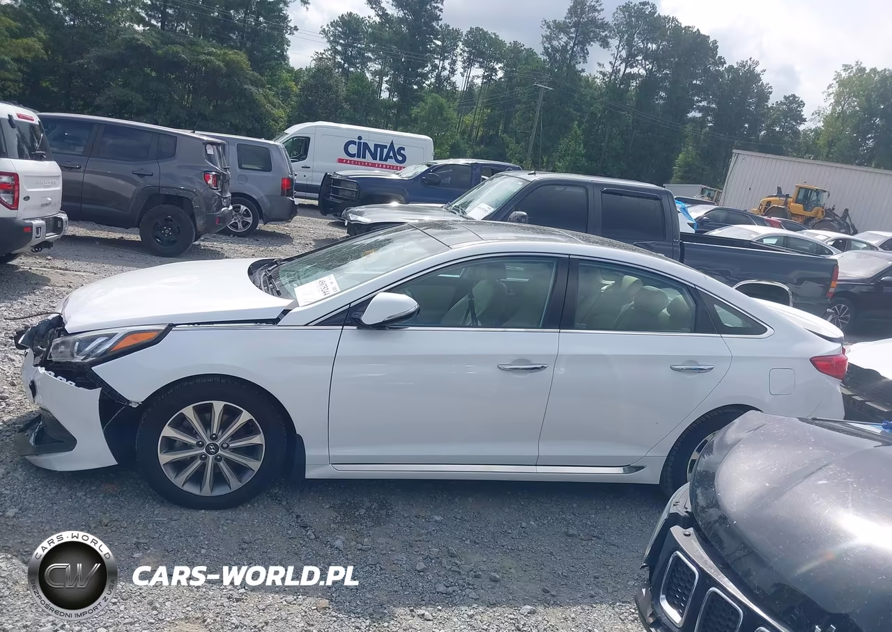 2016 Hyundai Sonata Limited VIN:5NPE34AFXGH324254 - 14