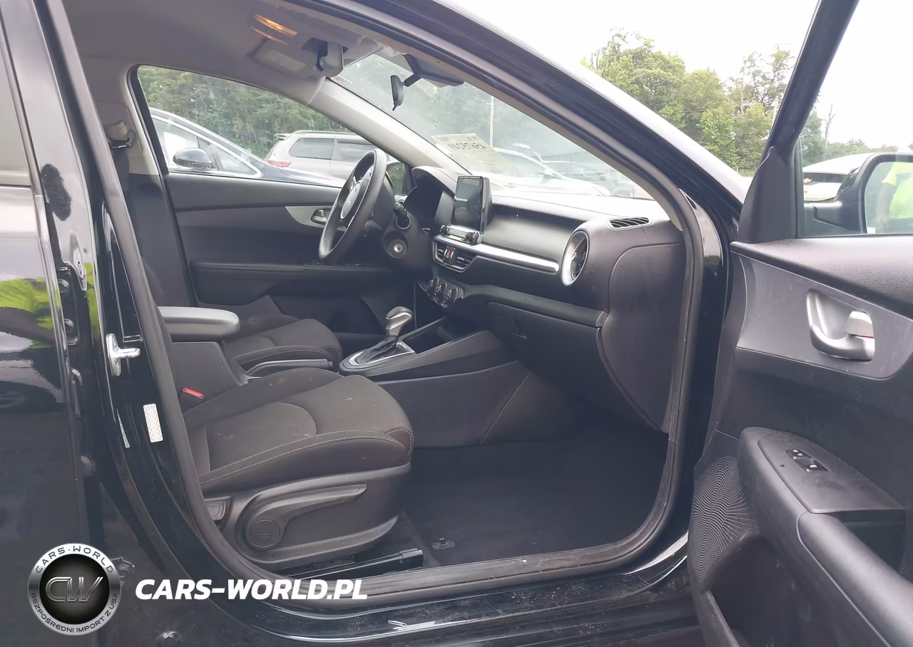 2023 Kia Forte Lxs VIN:3KPF24AD2PE559967 - 5