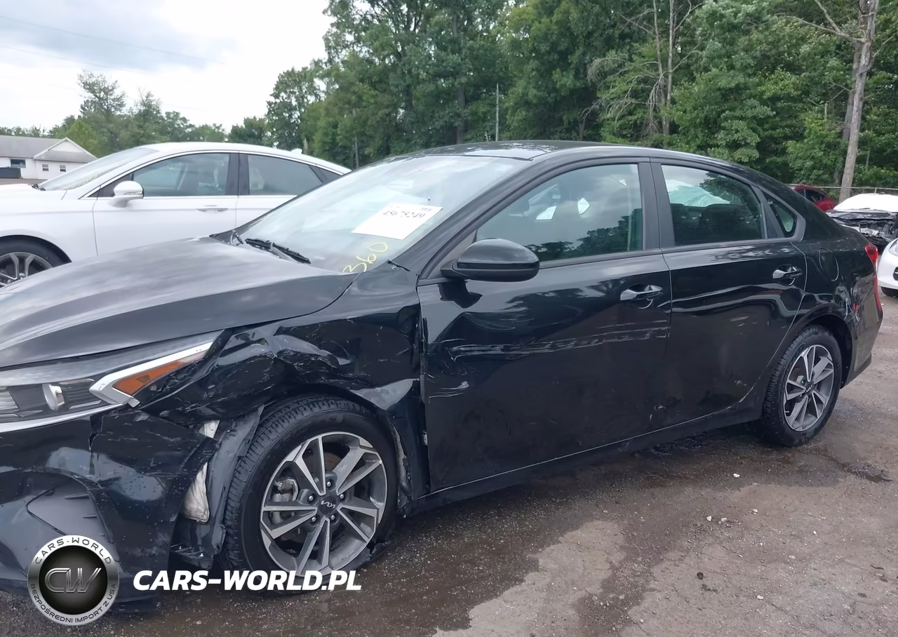 2023 Kia Forte Lxs VIN:3KPF24AD2PE559967 - 6