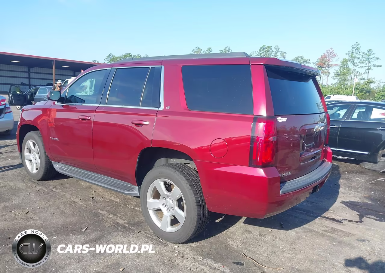 2019 Chevrolet Tahoe Lt VIN:1GNSCBKC9KR303271 - 3