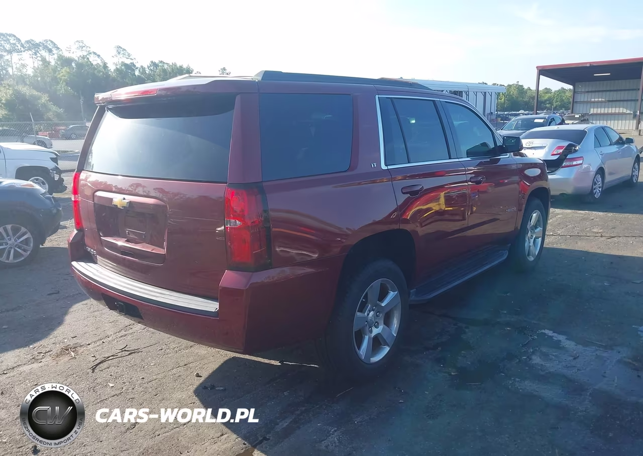 2019 Chevrolet Tahoe Lt VIN:1GNSCBKC9KR303271 - 4