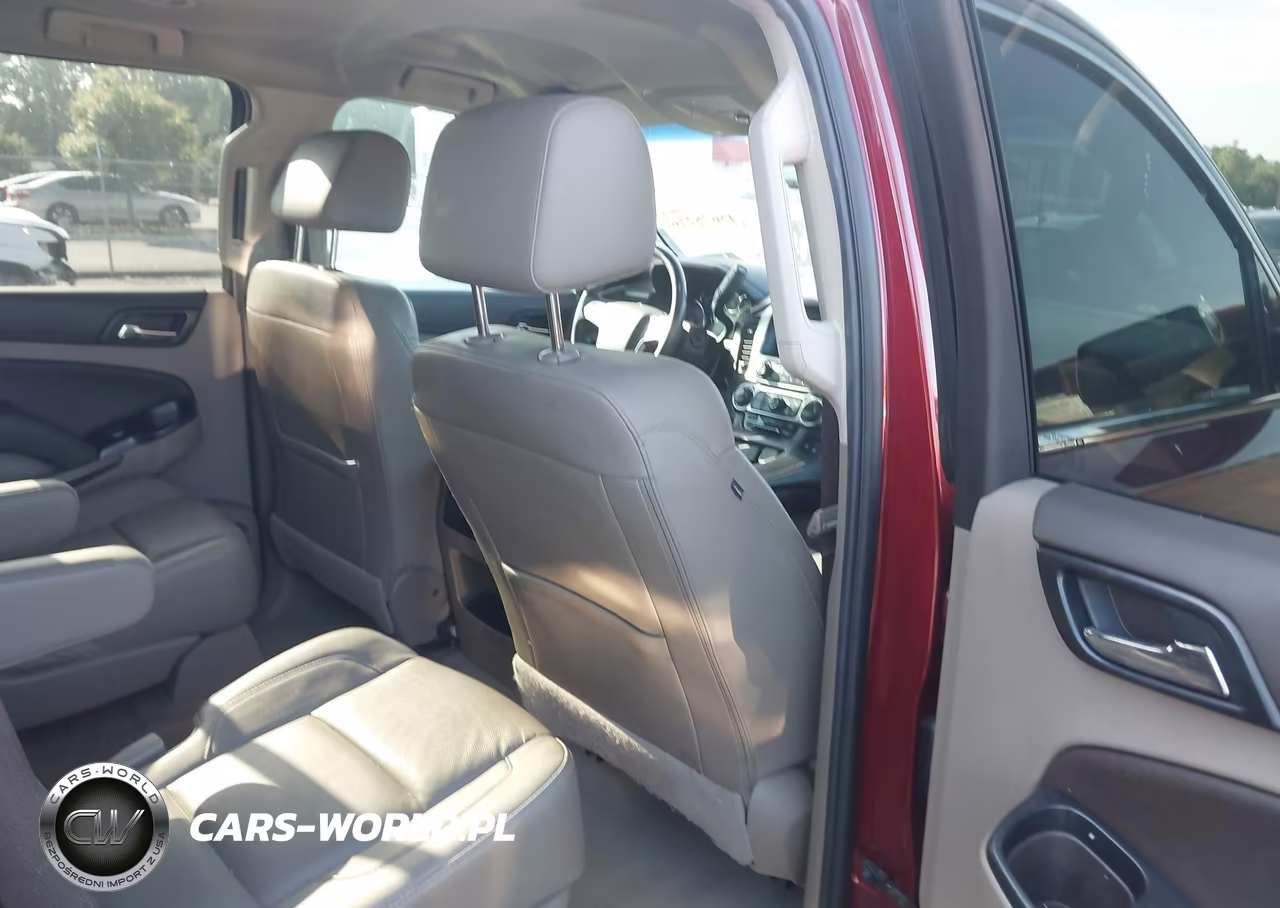 2019 Chevrolet Tahoe Lt VIN:1GNSCBKC9KR303271 - 8