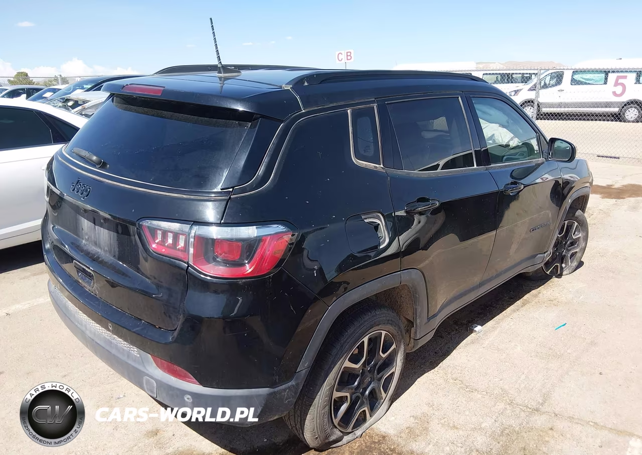 2019 Jeep Compass Upland Edition 4X4 VIN:3C4NJDAB3KT781161 - 4