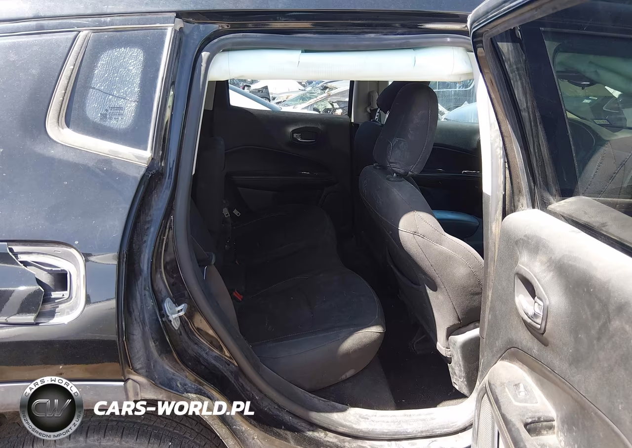 2019 Jeep Compass Upland Edition 4X4 VIN:3C4NJDAB3KT781161 - 8