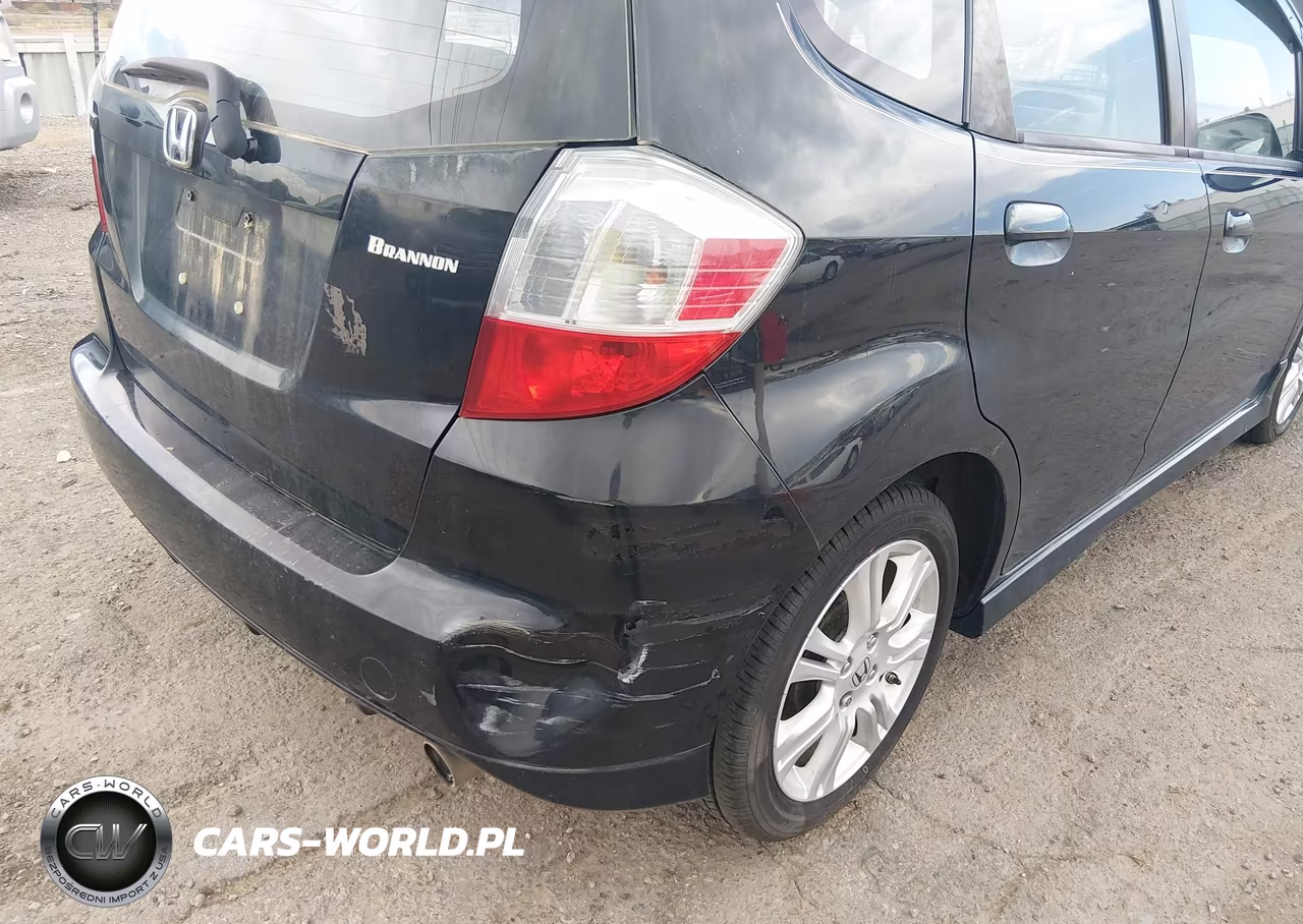 2011 Honda Fit Sport VIN:JHMGE8H52BS003941 - 6