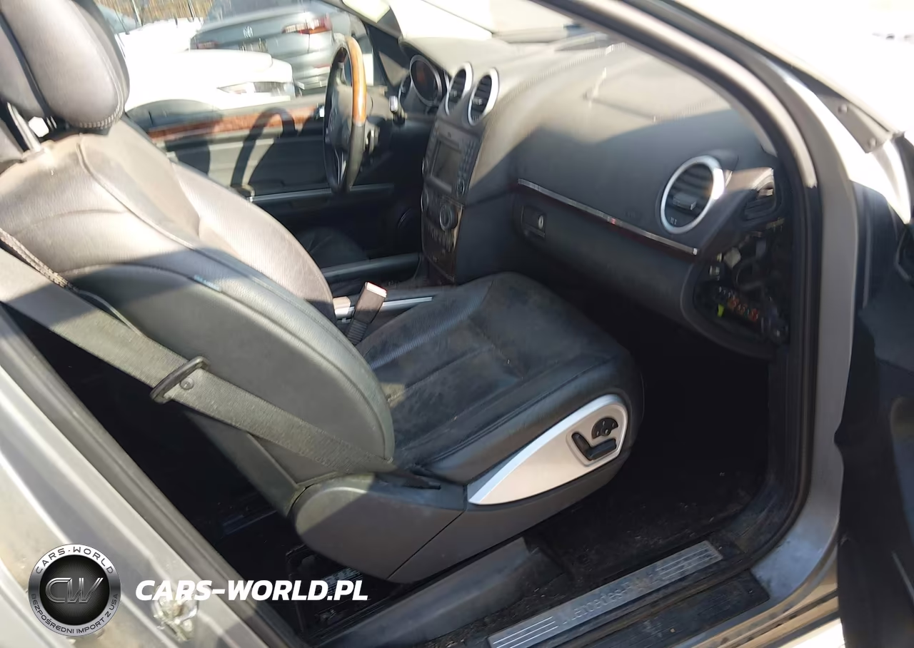 2011 Mercedes-Benz Gl 550 4Matic VIN:4JGBF8GEXBA683082 - 5