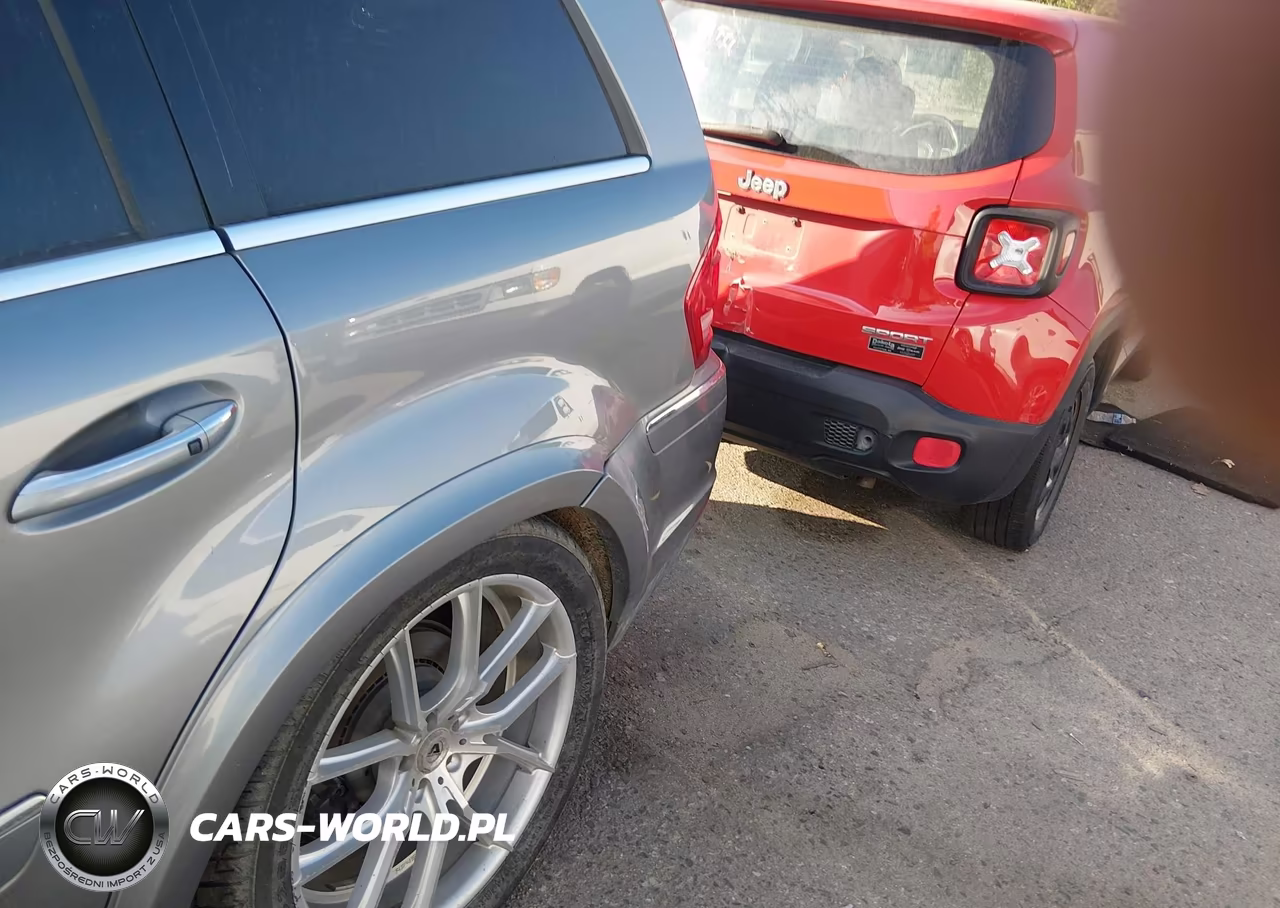 2011 Mercedes-Benz Gl 550 4Matic VIN:4JGBF8GEXBA683082 - 6
