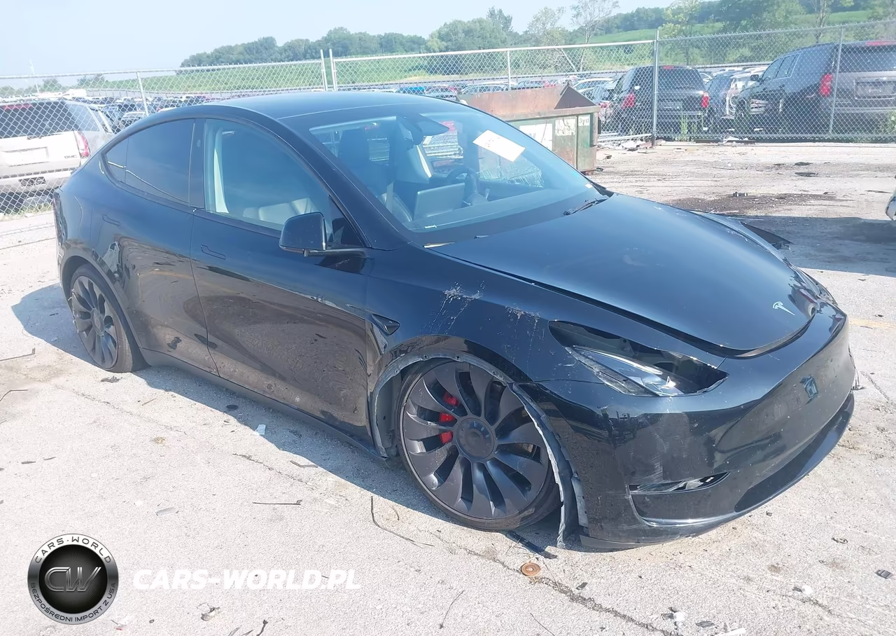 2023 Tesla Model Y Performance Dual Motor All-Wheel Drive – zdjęcie 1 z 15