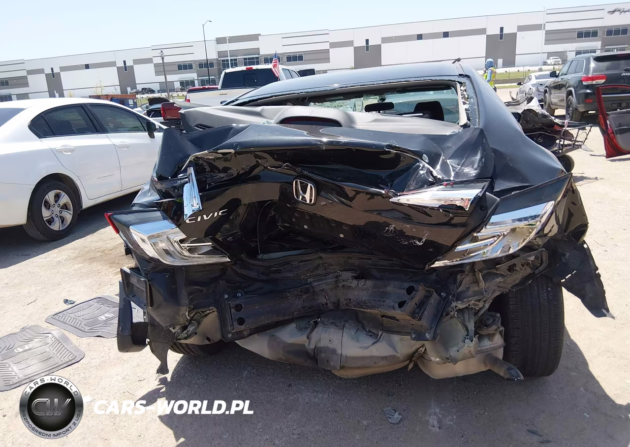 2018 Honda Civic Lx VIN:2HGFC2F53JH556351 - 16