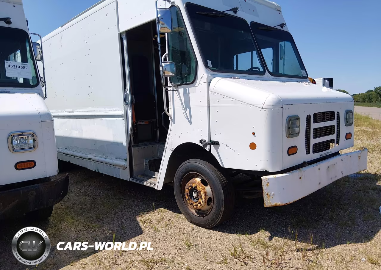 2014 Ford F-59 Commercial Stripped – zdjęcie 1 z 15