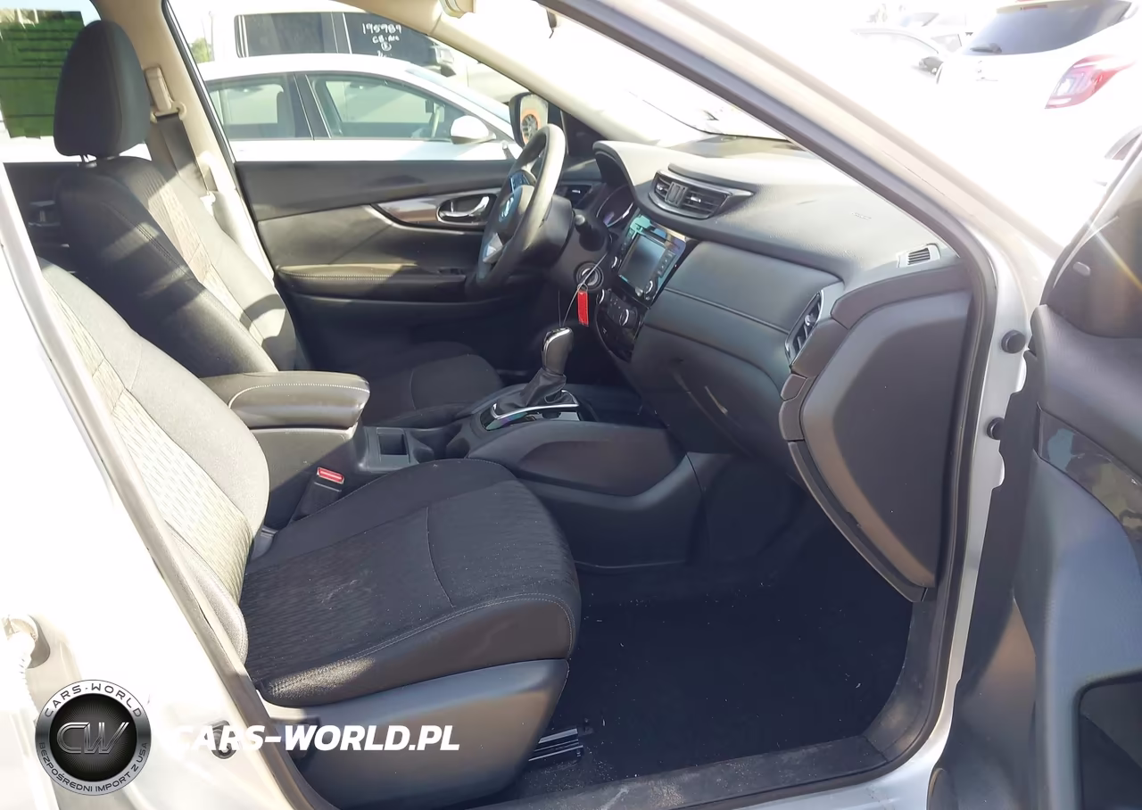 2018 Nissan Rogue S VIN:5N1AT2MT3JC757739 - 5