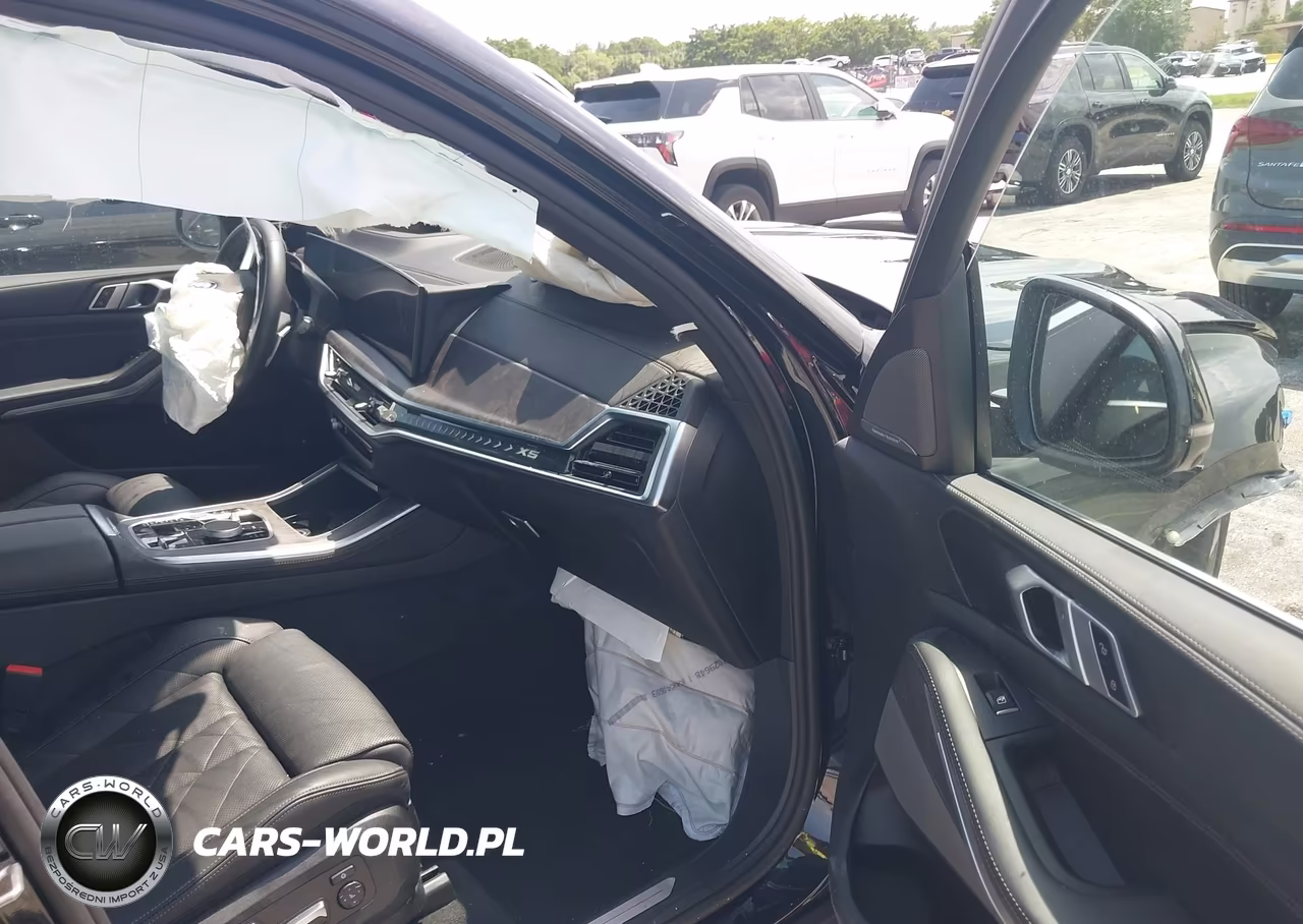 2025 BMW X5 Phev xDrive50E VIN:5UX43EU02S9Y95844 - 5