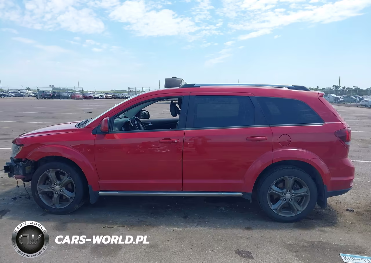 2016 Dodge Journey Crossroad Plus VIN:3C4PDCGG7GT107910 - 14