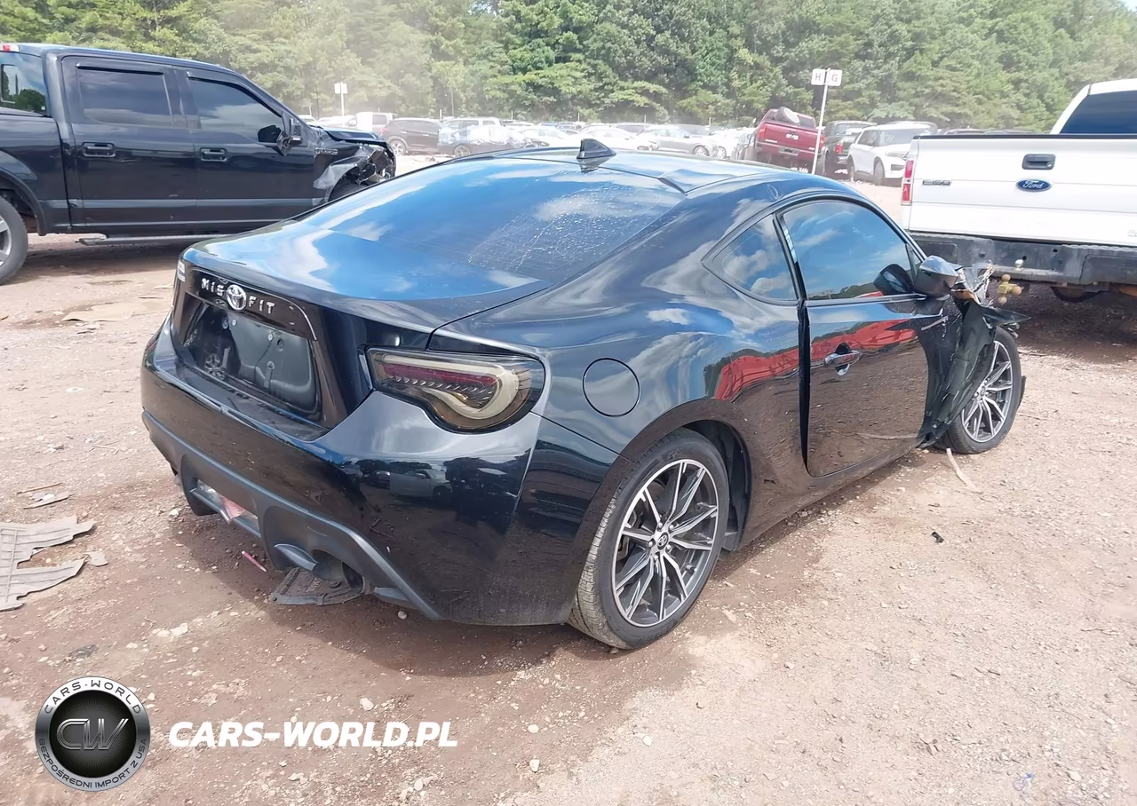 2018 Toyota 86 VIN:JF1ZNAA19J8701652 - 4