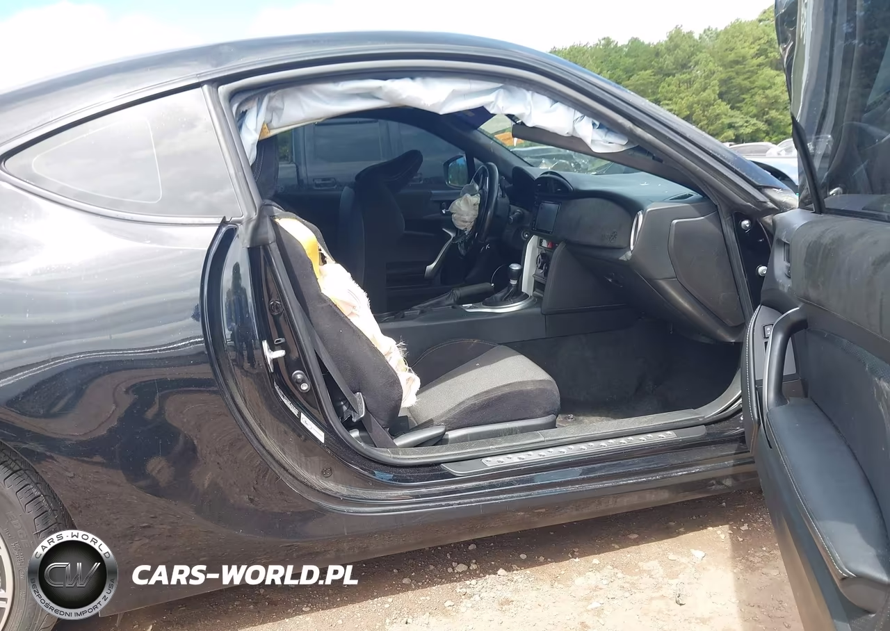 2018 Toyota 86 VIN:JF1ZNAA19J8701652 - 5