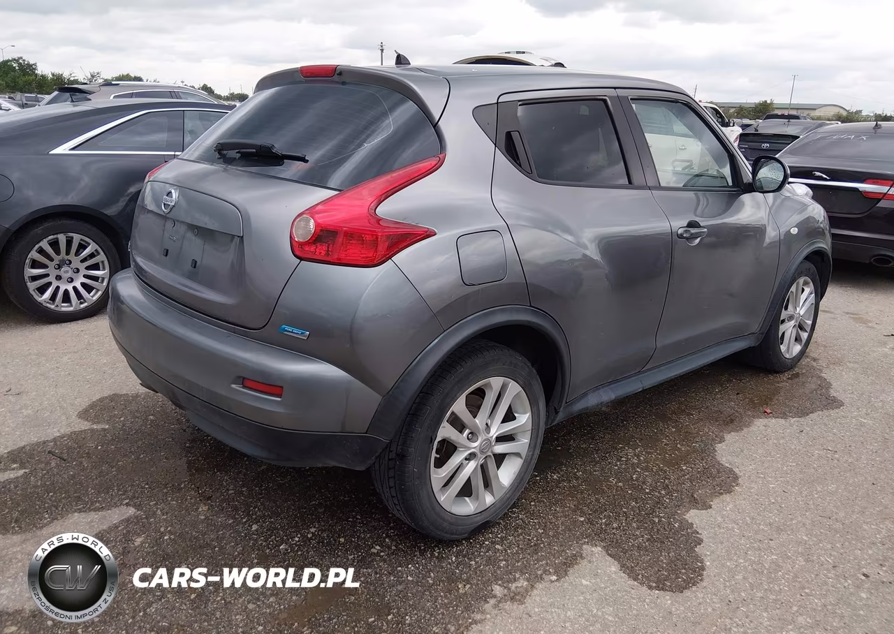2012 Nissan Juke S VIN:JN8AF5MR9CT100629 - 4