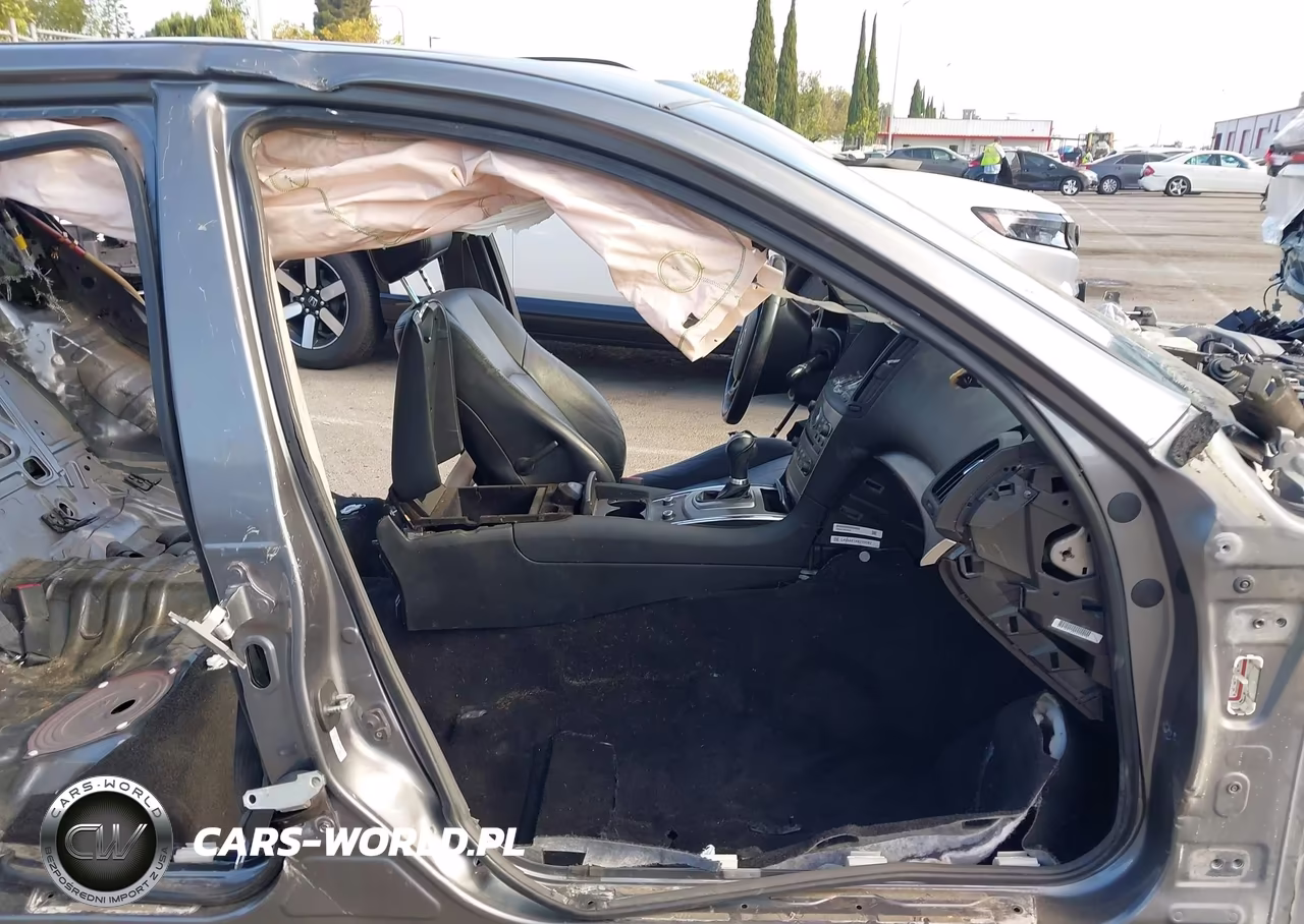 2015 Infiniti Q40 VIN:JN1CV6AP0FM502041 - 5