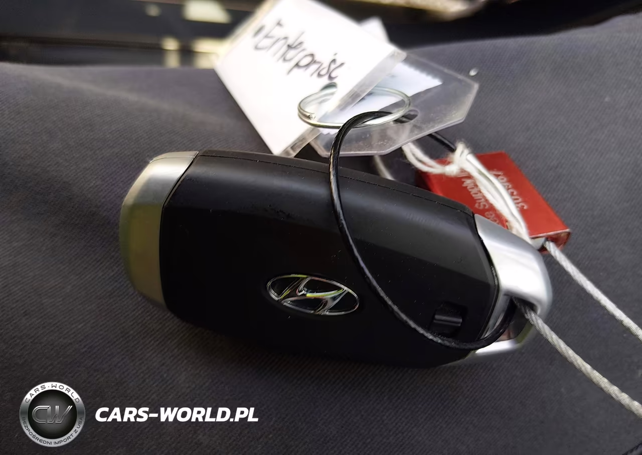 2026 Hyundai Venue Sel VIN:KMHRC8A3XTU476416 - 11