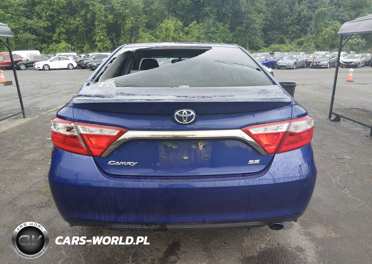 2015 Toyota Camry Se VIN:4T1BF1FK7FU912966 - 16