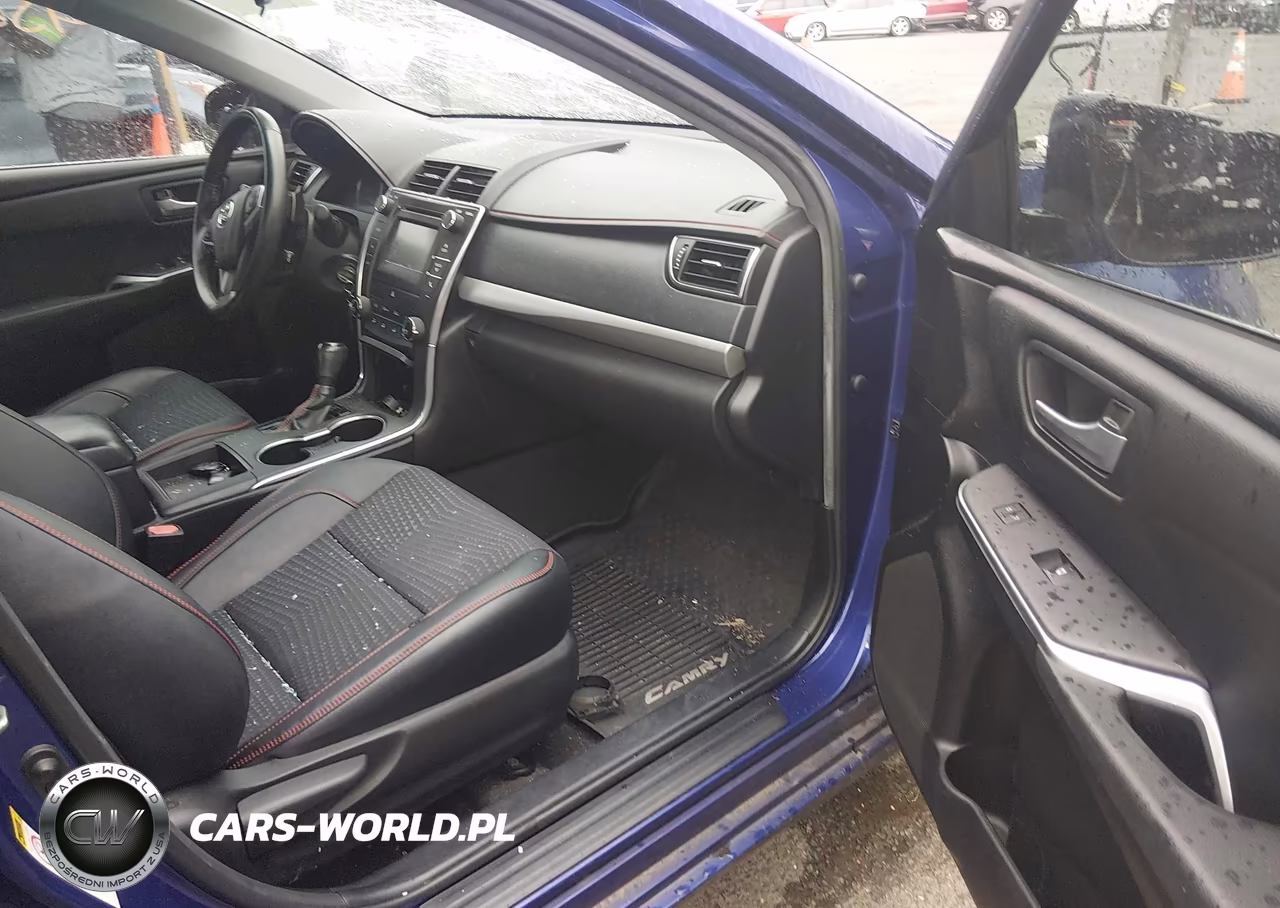 2015 Toyota Camry Se VIN:4T1BF1FK7FU912966 - 5
