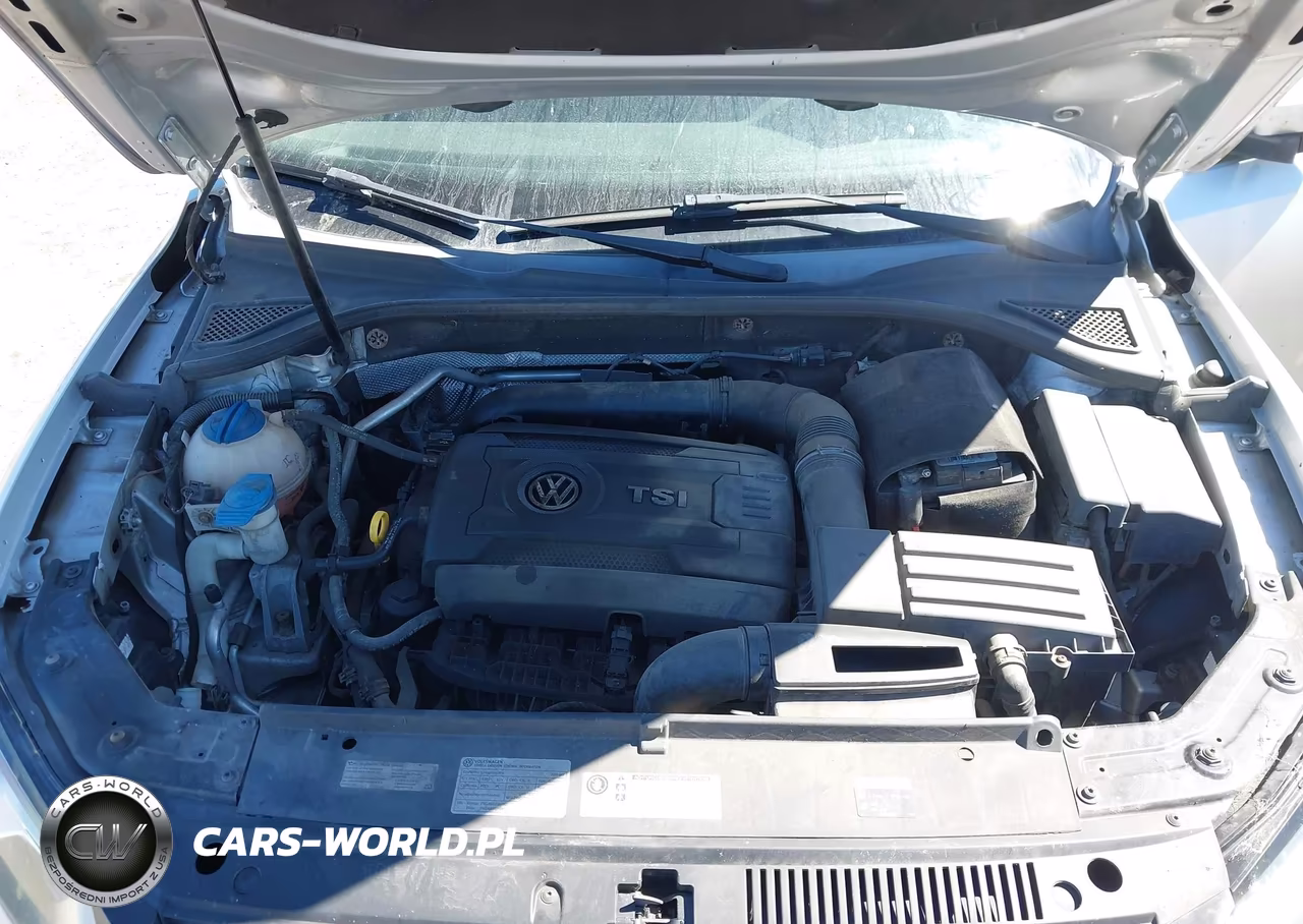 2015 Volkswagen Passat 1.8T S VIN:1VWAT7A33FC041093 - 10