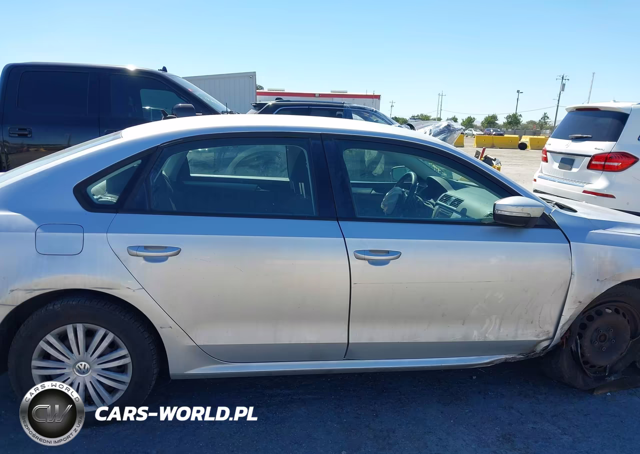2015 Volkswagen Passat 1.8T S VIN:1VWAT7A33FC041093 - 15