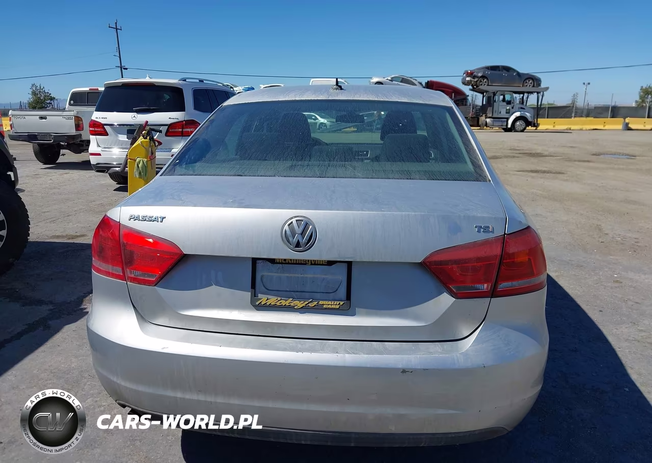2015 Volkswagen Passat 1.8T S VIN:1VWAT7A33FC041093 - 18