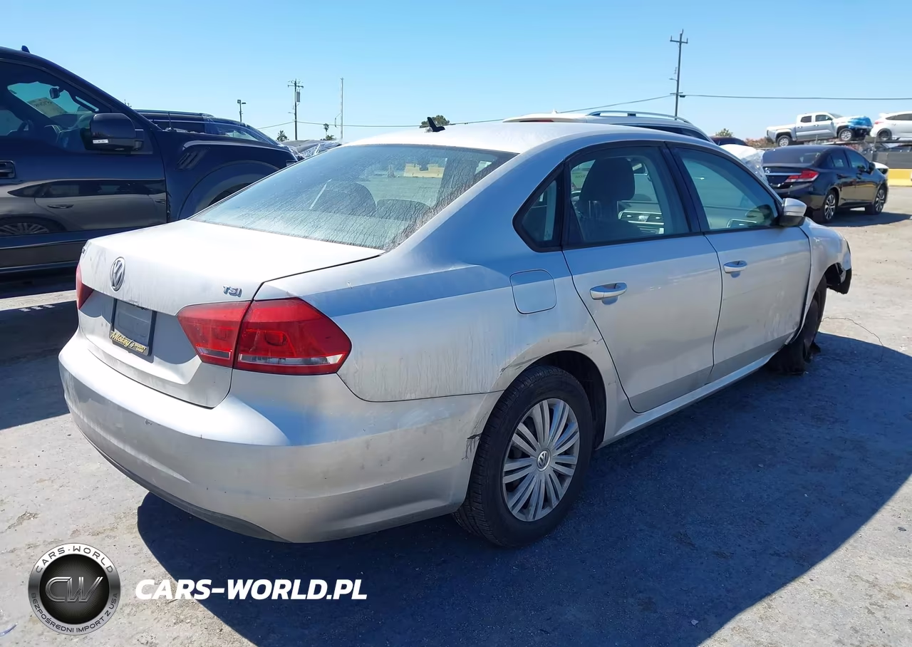 2015 Volkswagen Passat 1.8T S VIN:1VWAT7A33FC041093 - 4
