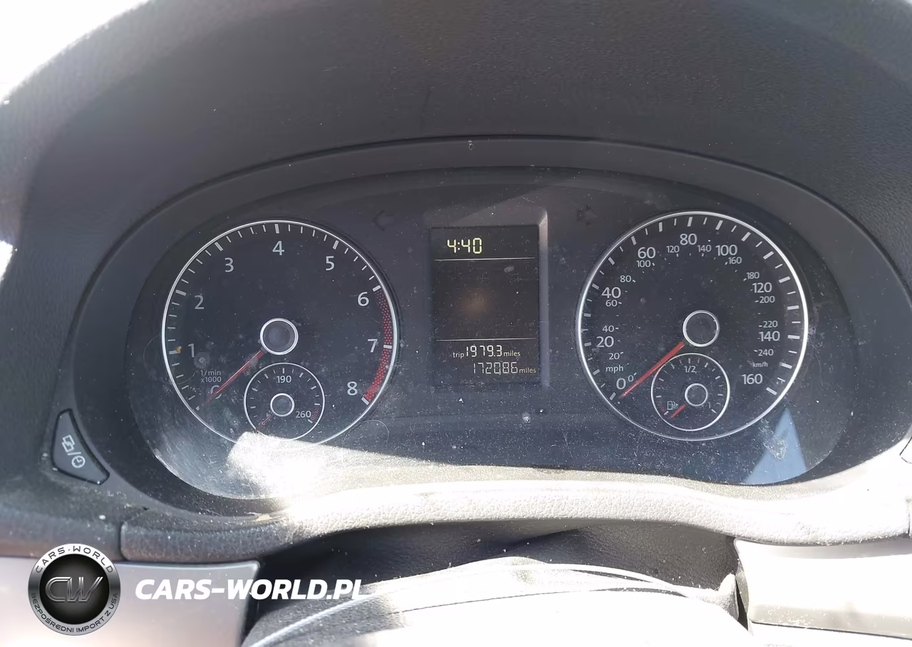 2015 Volkswagen Passat 1.8T S VIN:1VWAT7A33FC041093 - 7