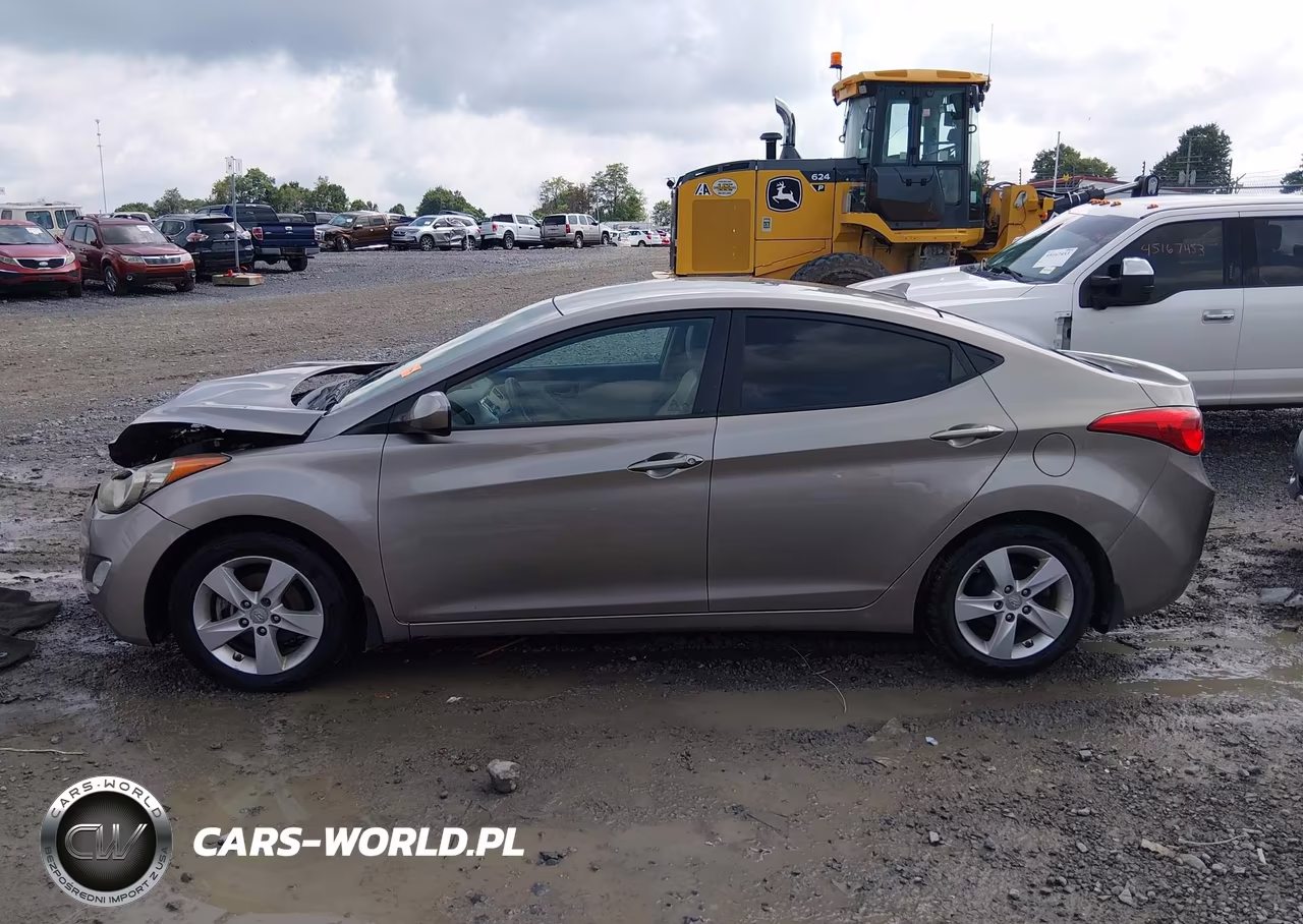 2013 Hyundai Elantra Gls VIN:5NPDH4AE8DH328402 - 14