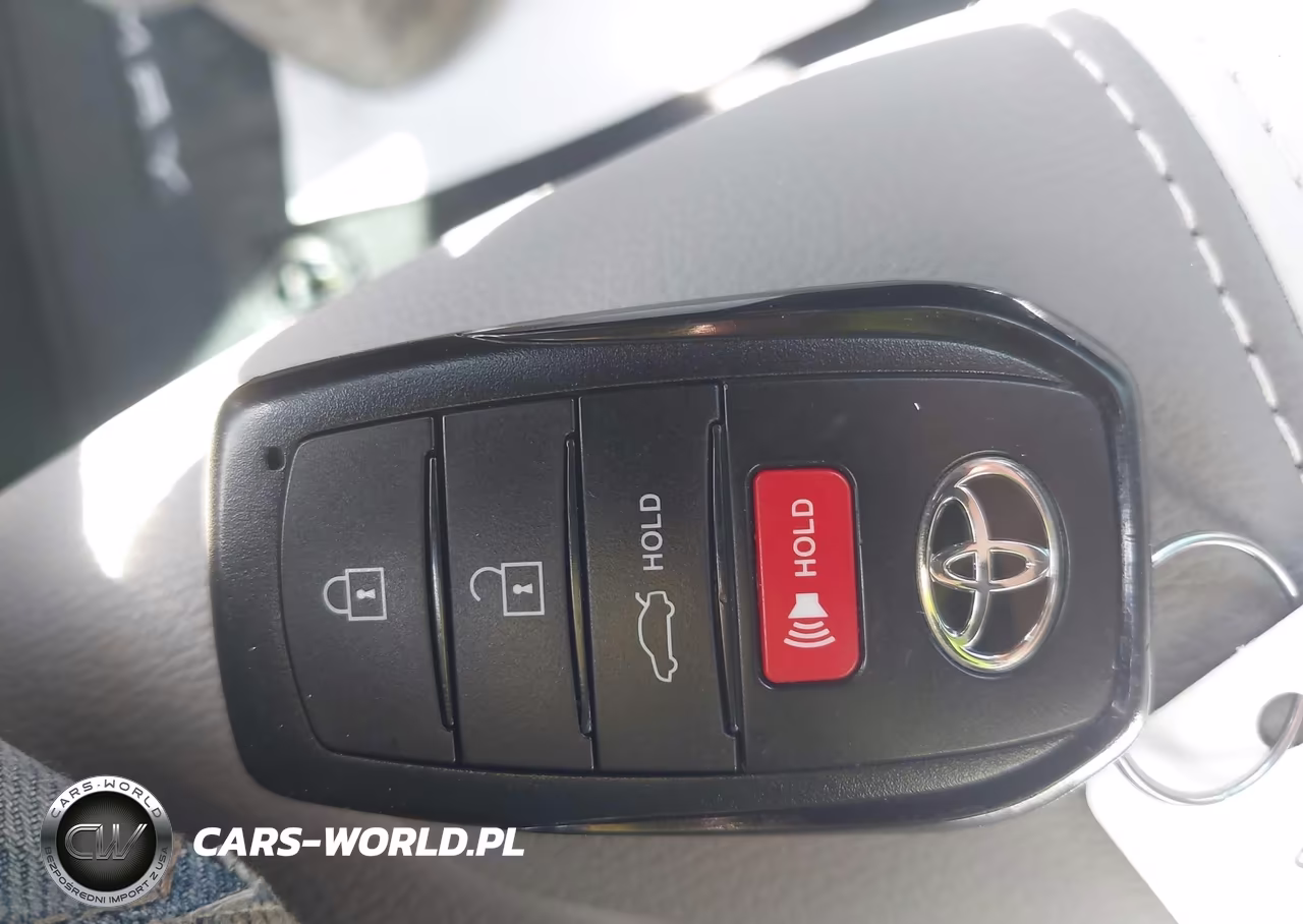 2026 Toyota Camry Se VIN:4T1DAACK0TU252437 - 11