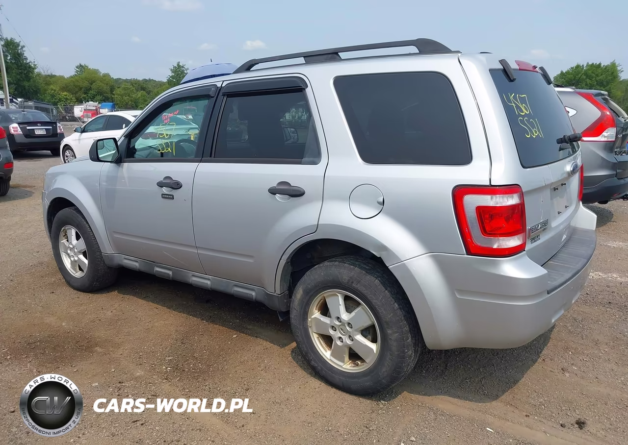 2012 Ford Escape Xlt VIN:1FMCU9D71CKB92420 - 3