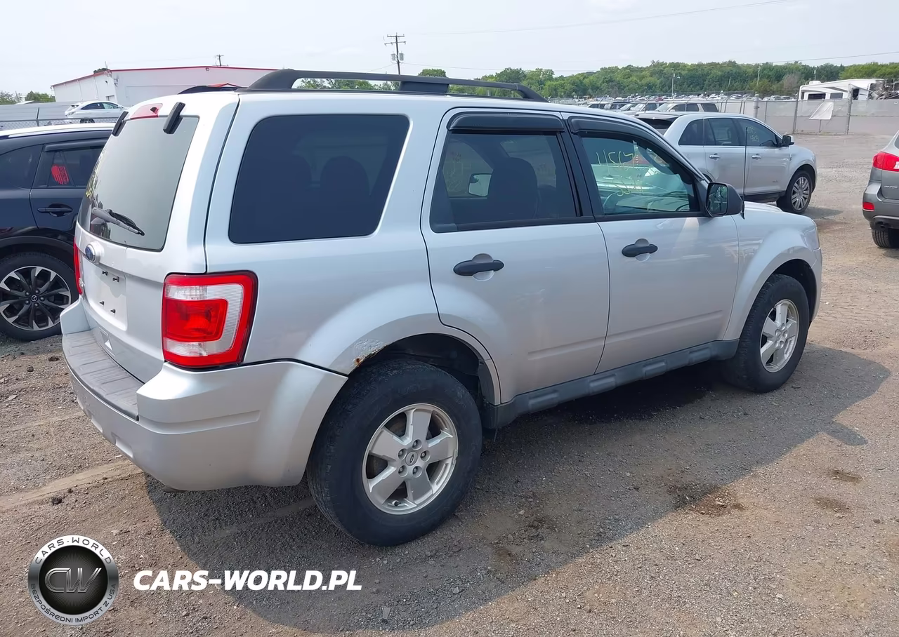 2012 Ford Escape Xlt VIN:1FMCU9D71CKB92420 - 4