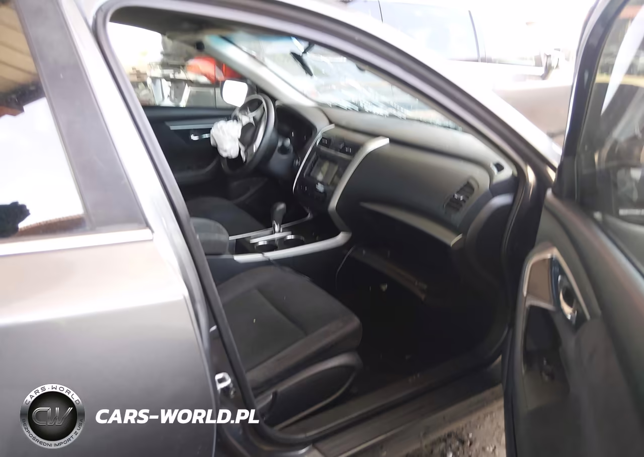 2014 Nissan Altima 2.5 S VIN:1N4AL3AP2EN356703 - 5