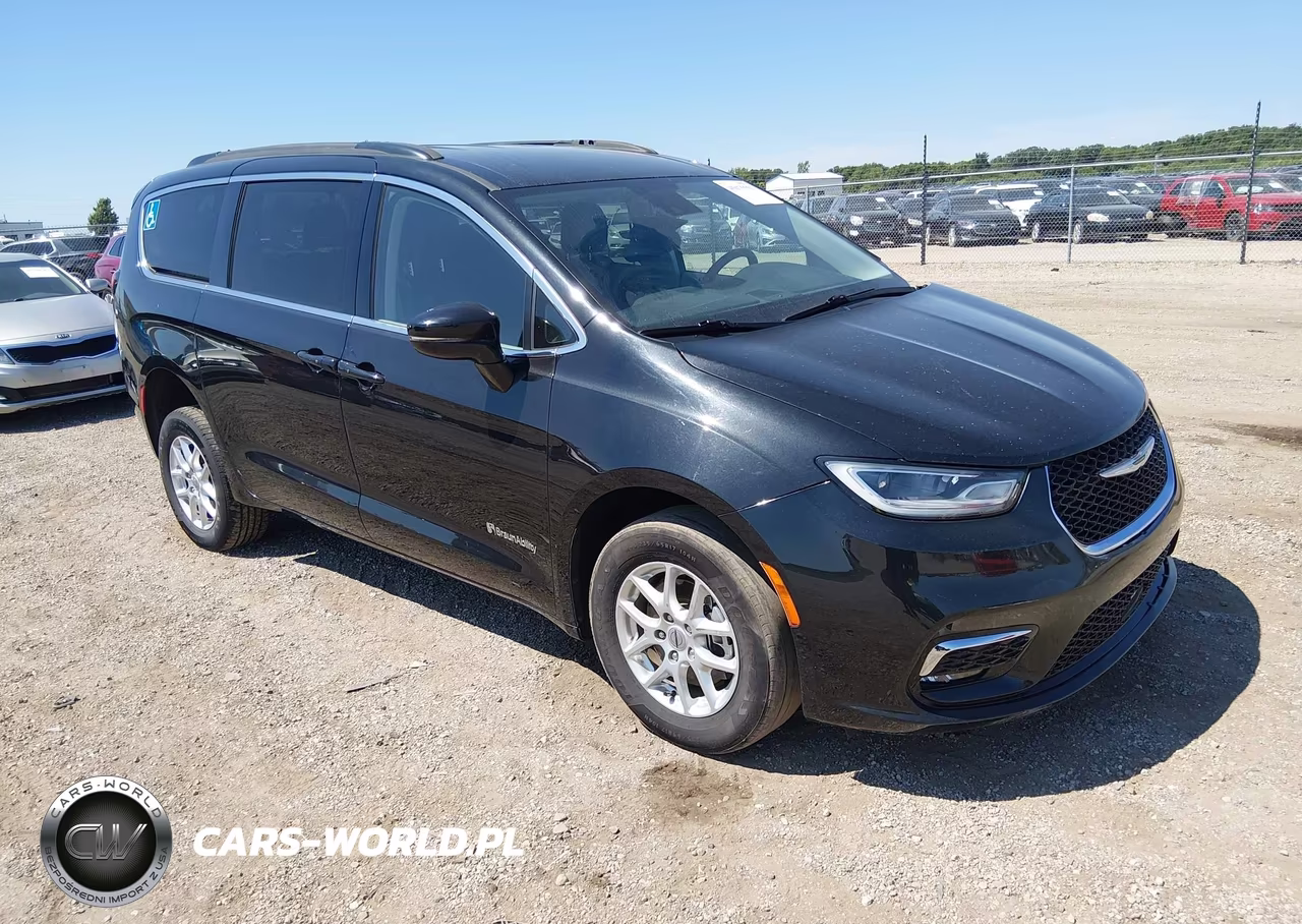 2022 Chrysler Pacifica Touring L