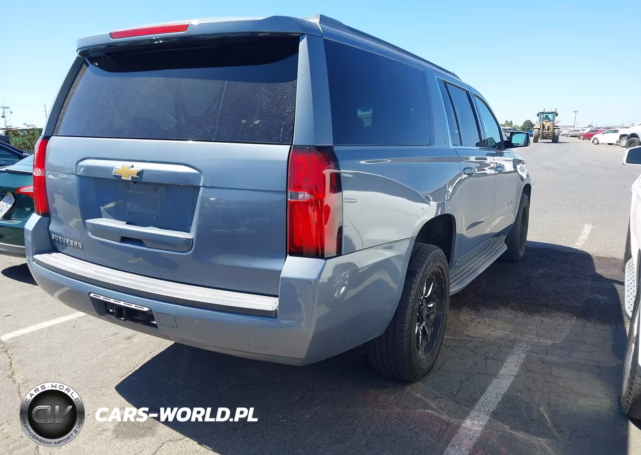 2016 Chevrolet Suburban Lt VIN:1GNSCHKC0GR228440 - 4